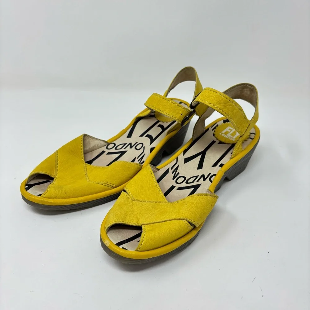 Fly London Yellow Suede Peep Toe Chunky Sandals Size 37 (6-6.5) - Picture 1 of 14